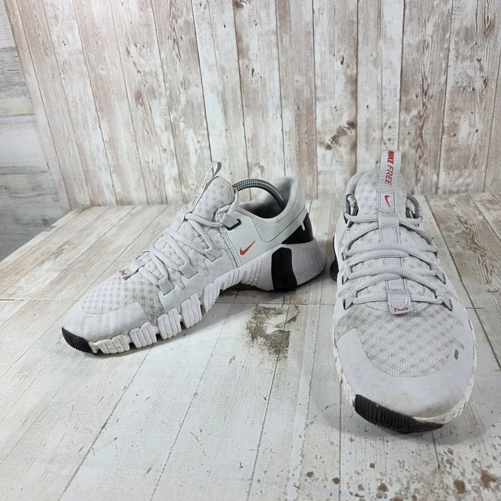 Nike Free Metcon 5 Womens Training Shoes Grey Red DV3950-002 US 10